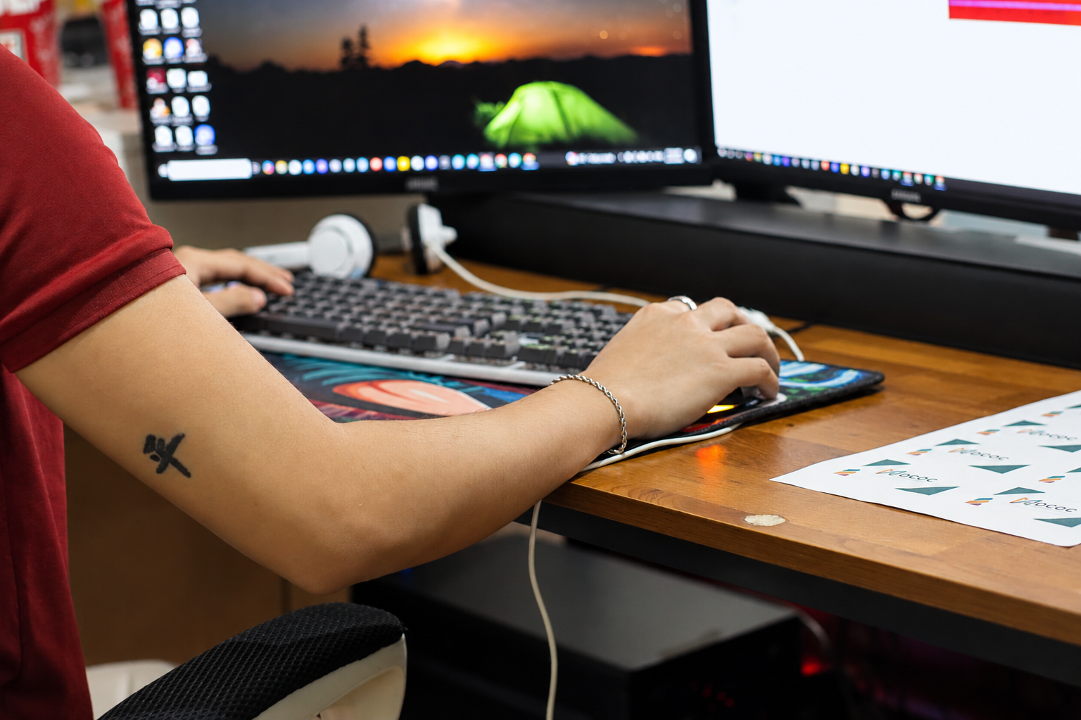 How Offshore Staffing Can Help Small Businesses Scale